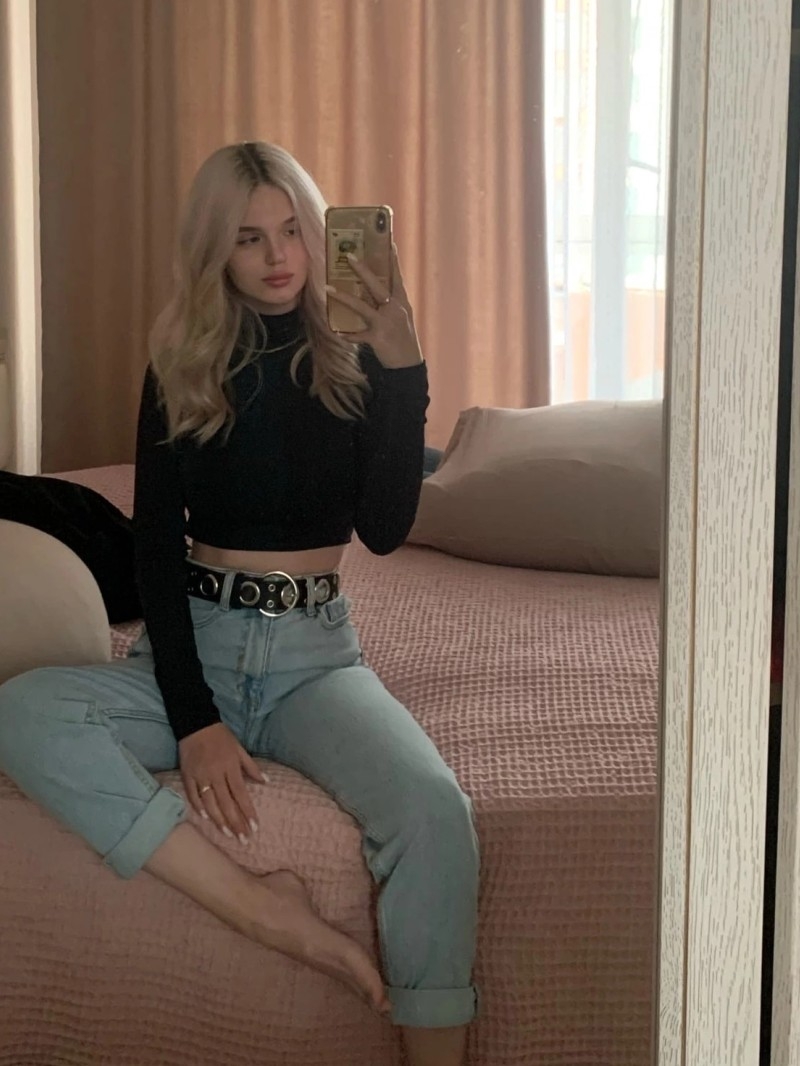 Наташа (Салон) у метро Комендантский проспект, путаны Питера - фото 2